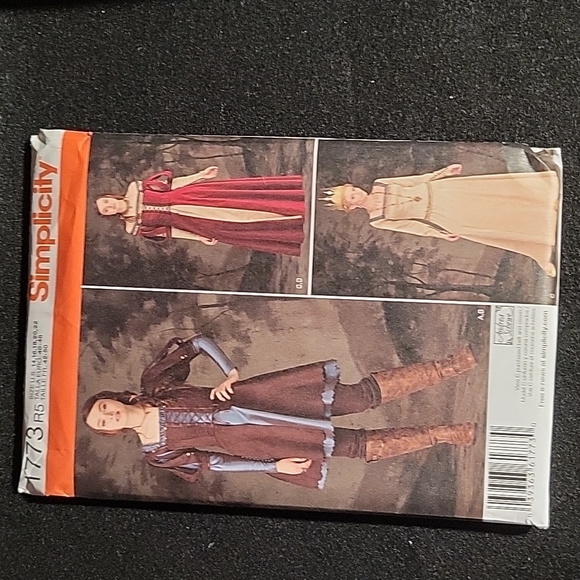 Simplicity: Sewing Pattern Uncut 1773, 0206 - Picture 1 of 4